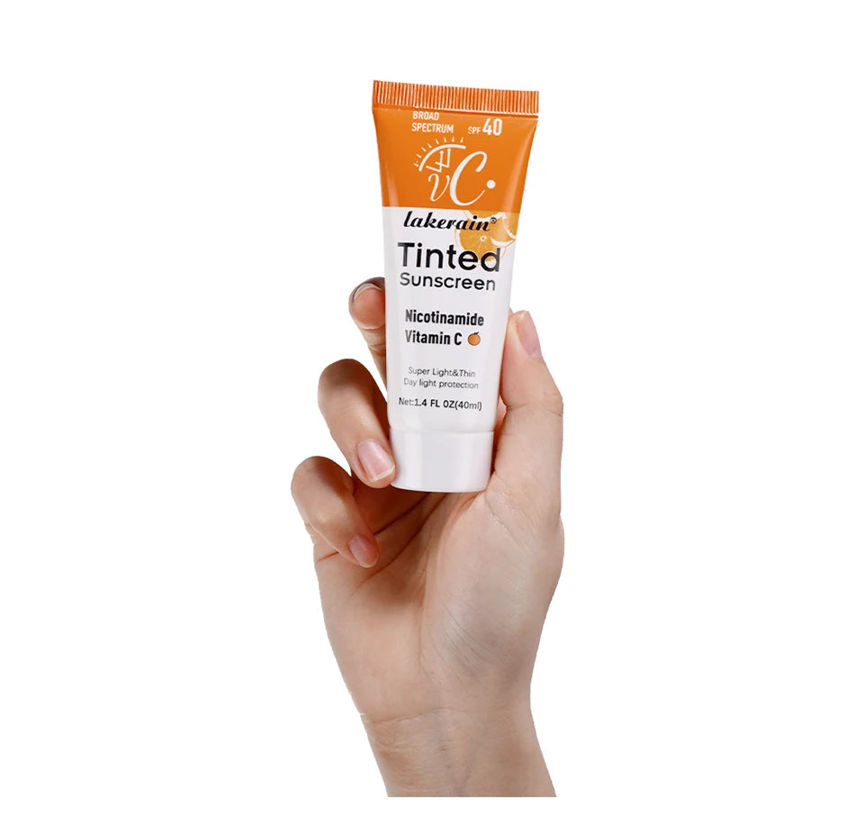 Protector solar hidratante con color FPS 40 con vitamina C - 40 ml
