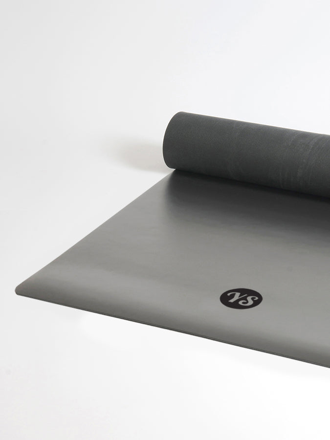 Yoga Studio Grip Mat 4mm — Long & Wide