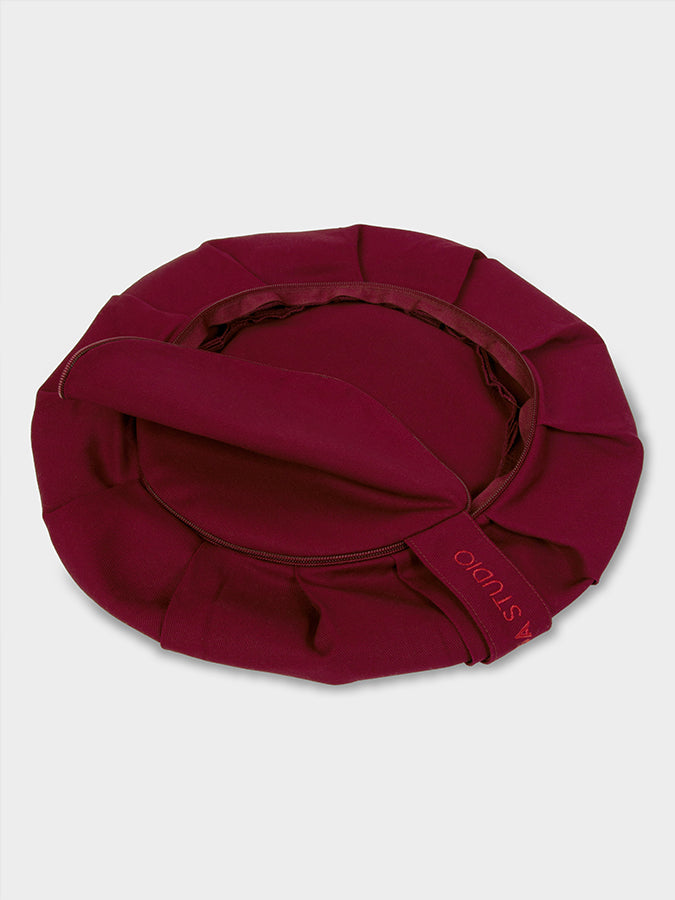 Yoga Studio EU Round Cushion Cover
