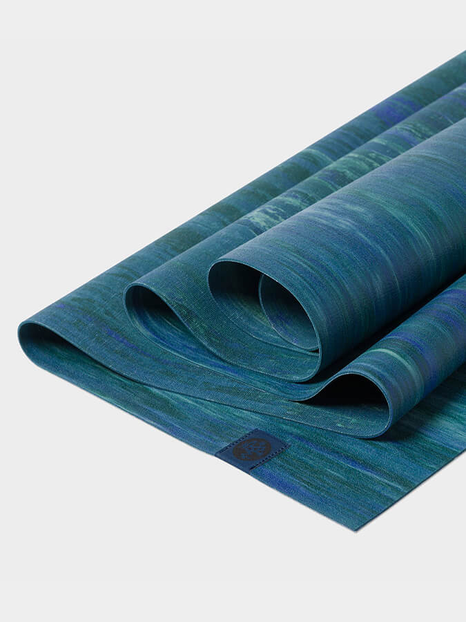 Manduka eKO SuperLite Travel Yoga Mat – 1.5mm | Lightweight & Eco-Friendly